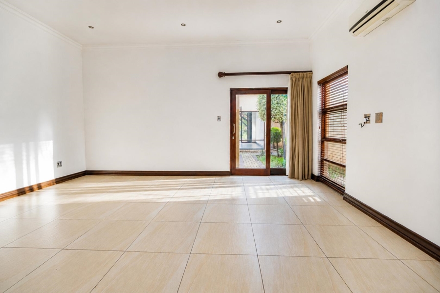 5 Bedroom Property for Sale in Pecanwood Estate North West